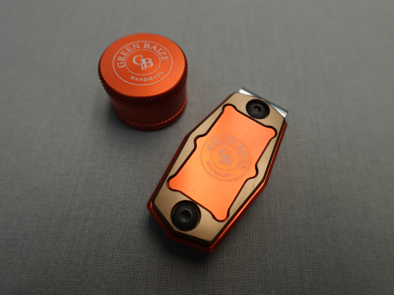 GBL Magnetic Chalk Holder &ndash; Orange / Bronze