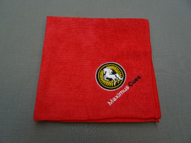 Maximus Premium Micro-Fibre Cue Towel – Red
